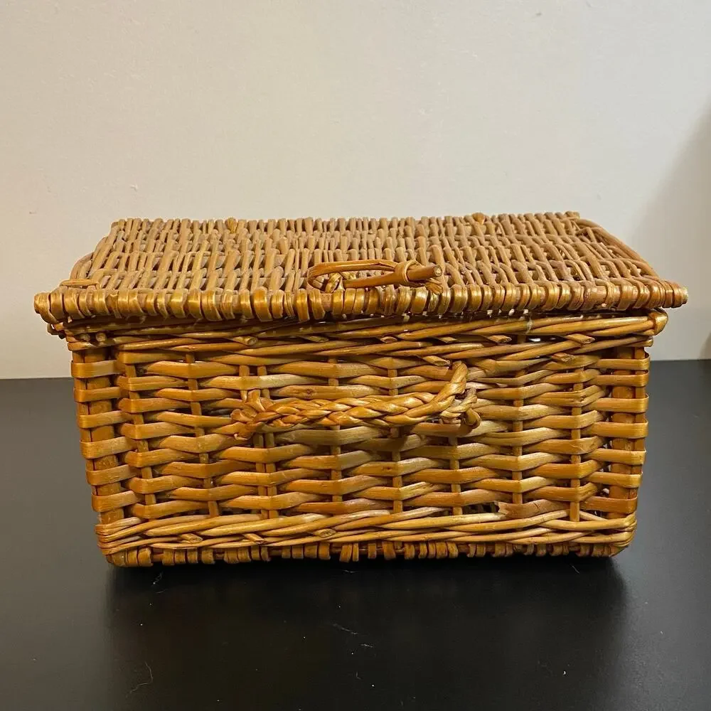 Small Vintage Handwoven Wicker Trinket Chest Basket with Hinged Lid